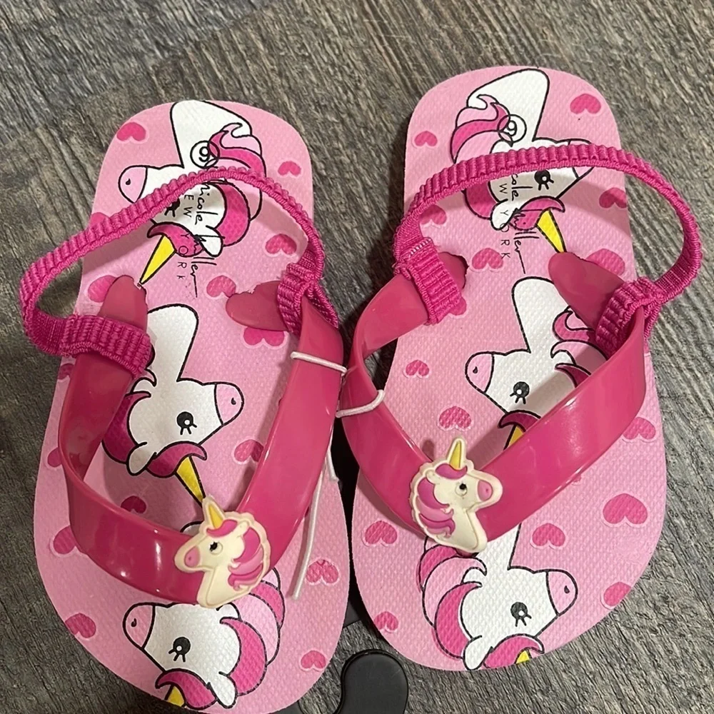 Baby shoes